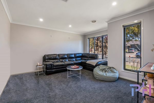 21 Imperial Court, California Gully VIC 3556